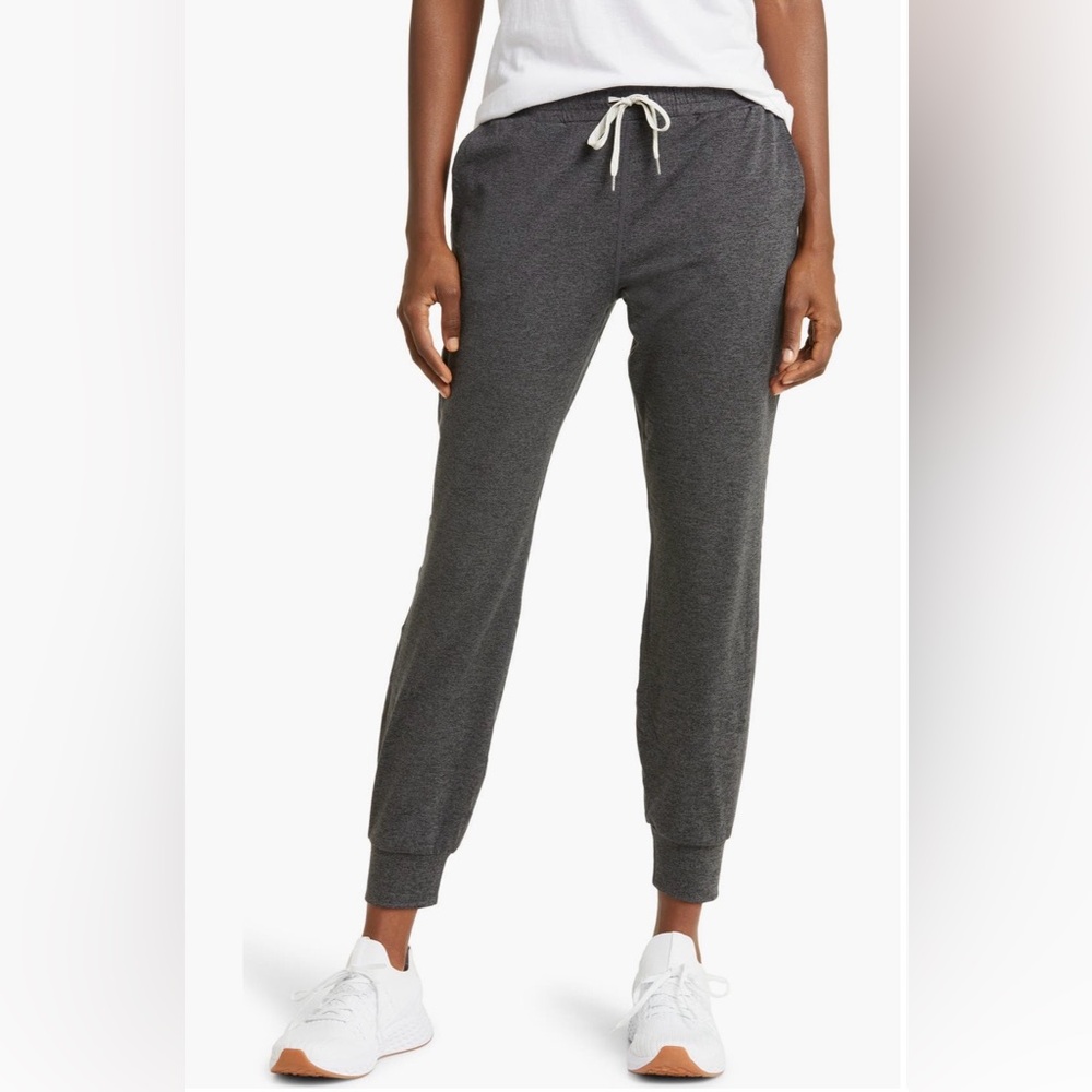 Vuori Performance Joggers